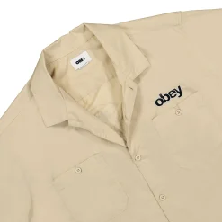 Fashion Clock in Woven Shirt Shirts