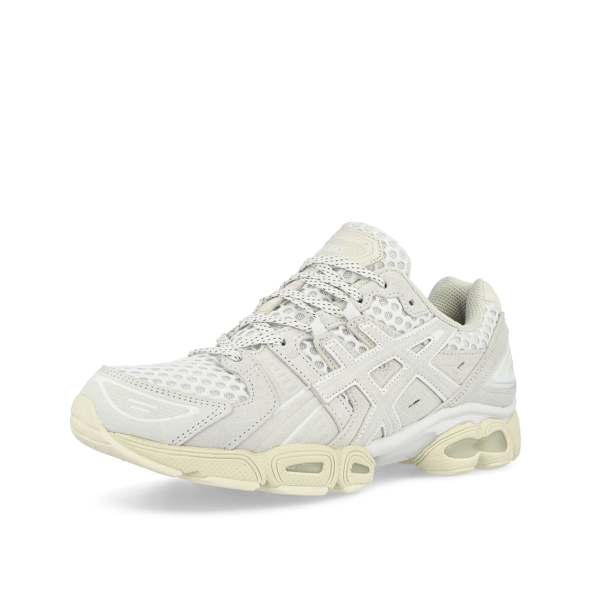 Cheap Gel-Nimbus 9 Women Low Tops|Retro & Running