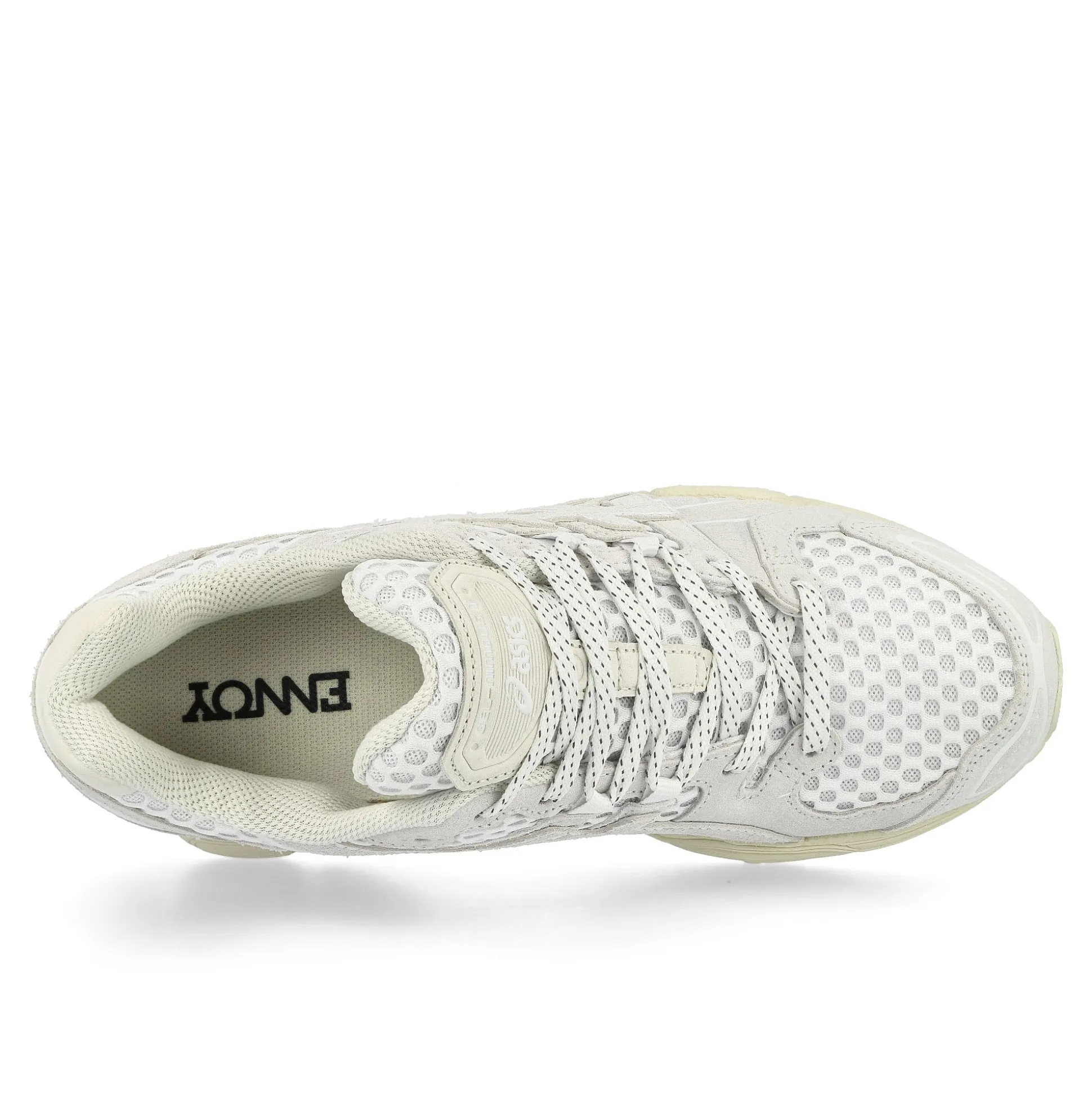 Cheap Gel-Nimbus 9 Women Low Tops|Retro & Running