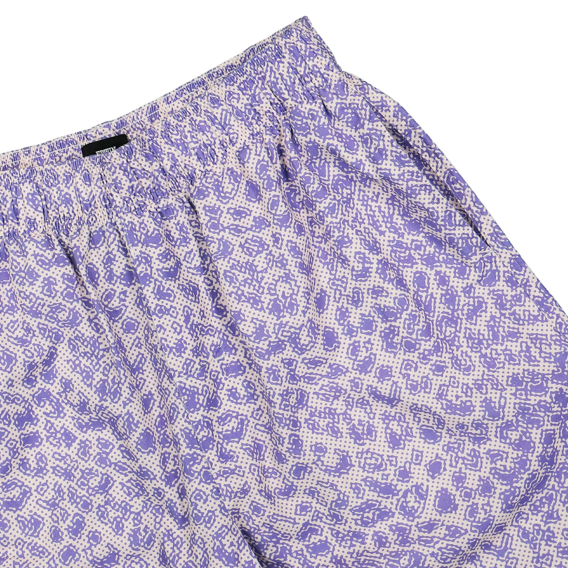 Flash Sale Leo Short Pants & Shorts