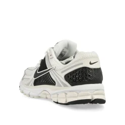 Store Zoom Vomero 5 Low Tops|Retro & Running